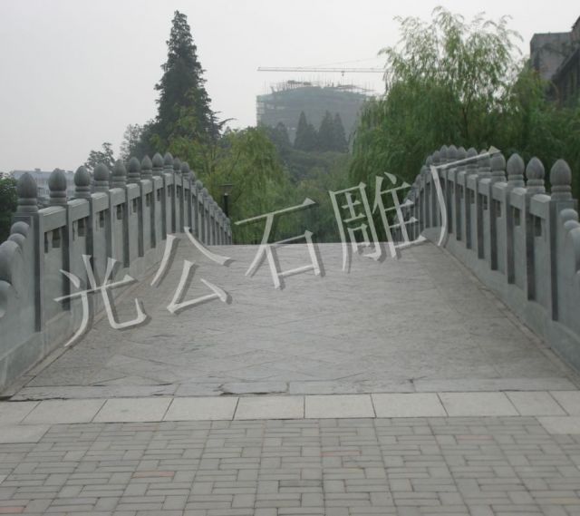 石桥栏杆